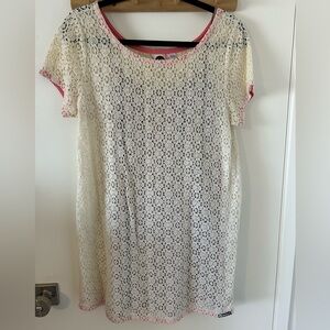 Roxy lace dress